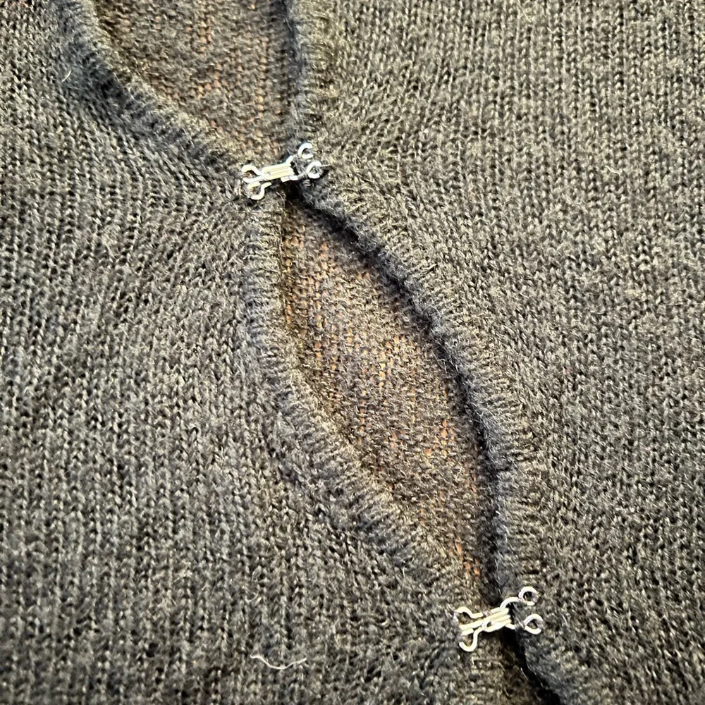 As You Extra Long Sleeve Peek-A-Boo Sweater Size 6